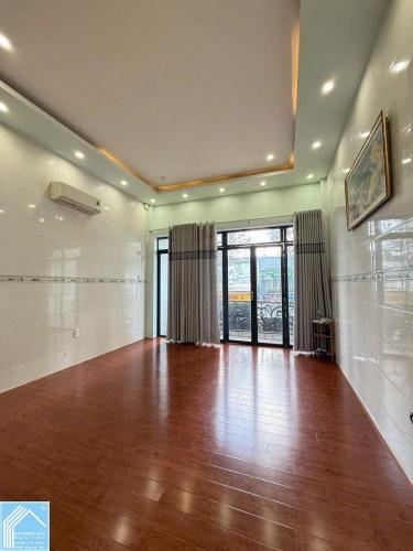 Cho Thuê Nhà Trệt Lầu Sân thượng đường số 3 KDC Hồng Phát - Cách Nguyễn Văn Cừ 25m