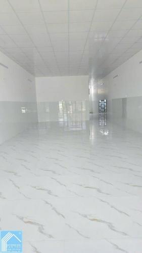 Cho thuê nhà trệt mặt tiền đường trần hoàng na hồng loan ngang 6m giá 13 triệu