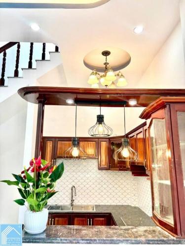 Cho Thuê Nhà1 Trệt 2 Lầu Góc 2 Mặt tiền đường Phạm Thế Hiển KDC Thới Nhự