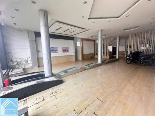 CHO THUÊ TÒA NHÀ GÓC 2 MẶT TIỀN ĐƯỜNG TRẦN HƯNG ĐẠO GIÁ 70 TRIỆU THÁNG