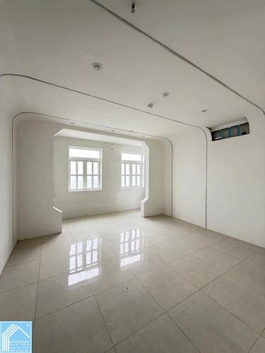 CHO THUÊ TÒA NHÀ MẶT TIỀN GẦN CÔNG VIÊN LƯU HỮU PHƯỚC NINH KIỀU CẦN THƠ