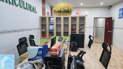 CHO THUÊ VĂN PHÒNG MỚI 45M2 PHÚ THỨ, CÁI RĂNG - VỊ TRÍ ĐẮC ĐỊA, GIÁ HẤP DẪN CHỈ 6.5 TRIỆU, SỔ ĐỎ,