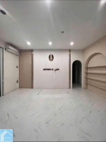 Cho thuê vincomshophouse xuân khánh cần thơ ngang 7m giá 40 triệu -