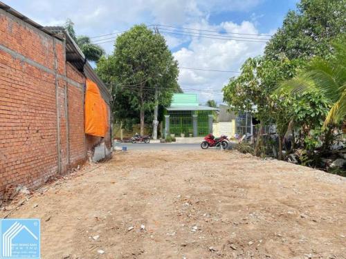 Chủ cần chuyển nhượng đất mặt tiền Trương Vĩnh Nguyên Cần Thơ - Hướng Đông Nam