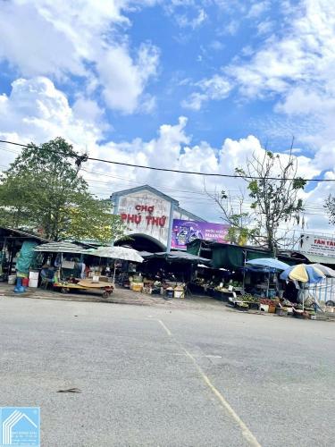 Chủ gửi bán: BÁN CẶP NỀN ĐẸP ĐƯỜNG 28 KHU 586 - CẦN THƠ- GẦN CHỢ PHÚ THỨ 586