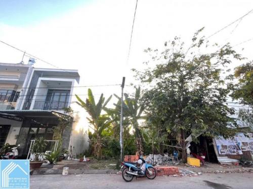 ​Chủ gửi BÁN CẶP NỀN ĐƯỜNG D14 KDC HỒNG LOAN (6A) P Cái Răng TP CẦN THƠ