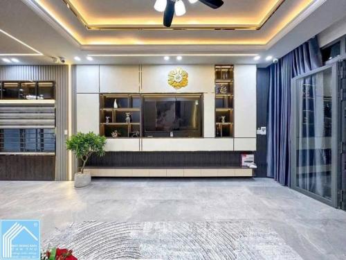 CHỦ GỬI BÁN SIÊU PHẨM NHÀ 3 LẦU SỐ 16 ĐƯỜNG D7 KDC HỒNG LOAN. 