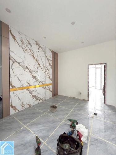 Chủ gửi! Giá bán 4 tỷ 150 triệu ( thương lượng ) Bán nhà trệt lầu Đường số 8 KDC Văn Hóa Tây Đô. 