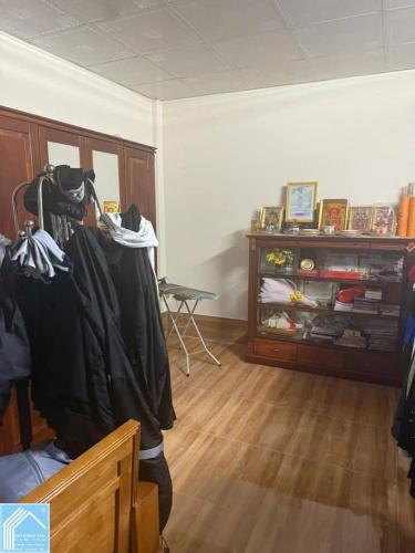 CHỦ GỬI NHÀ MỚI ĐẸP 1 TRỆT 1 LẦU ĐƯỜNG SỐ 44 KDC 586 