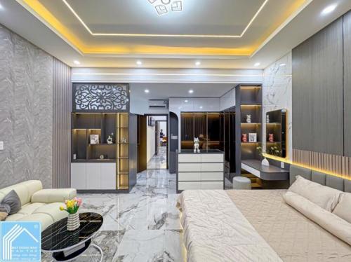 Chuẩn bị ra mắt - Bán Nhà 1 Trệt 2 Lầu Đầu Đường số 39 đường D4 KDC Hồng Loan