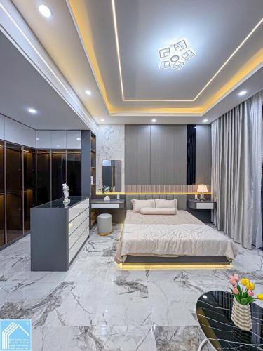 Chuẩn bị ra mắt - Bán Nhà 1 Trệt 2 Lầu Đầu Đường số 39 đường D4 KDC Hồng Loan