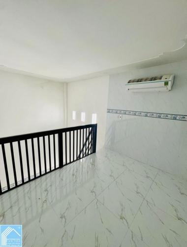 CUỐI THÁNG 5  PHÒNG TRỐNG  HH 1/2 tháng gửi ace chạy tiếp.  