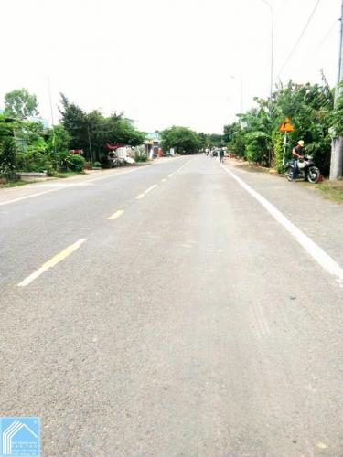 Đất 1040m2 có 200 thổ cư mặt tiền Nguyễn Chí Thanh Đất 1040m2 có 200 thổ cư mặt tiền Nguyễn Chí Thanh