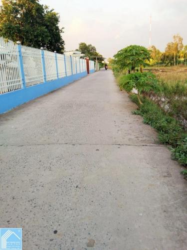 Đất 22x116 có 100m2 thổ cư Lộ 4M Trường Lạc Ô Môn Đất 22x116 có 100m2 thổ cư Lộ 4M Trường Lạc Ô Môn