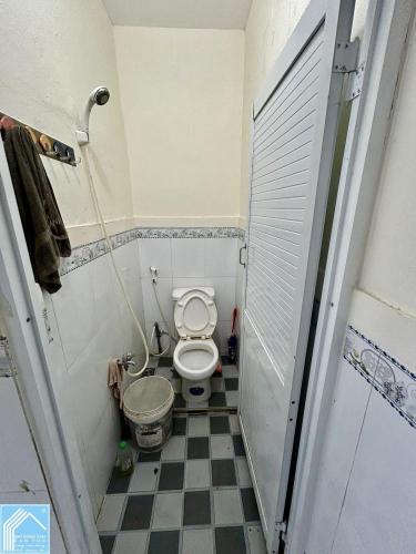 Dãy 5 phòng Trọ Mặt tiền đường Trần Văn Nghiêm, P.Bình Thuỷ, TP.Cần Thơ