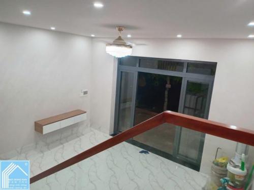 [GẤP]BÁN Nhà CHÍNH CHỦ 1trệt 1lầu GÓC 2 MẶT TIỀN GẦN CHỢ NGUYỄN VĂN TRƯỜNG, Sau lưng đại học FPT