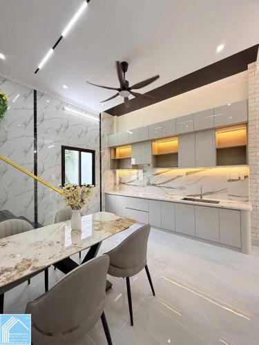 Giá mới 3,2 tỷ - BÁN CĂN NHÀ HẺM CHỤC CHÍNH 388 CÁCH ĐẠI NGẬN 150M