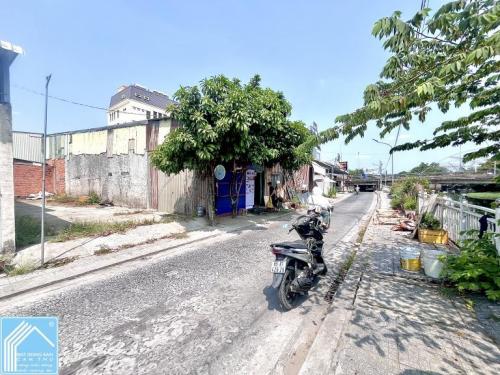 Giảm 1 Tỷ - Bán Nền Mặt tiền Bờ kè Rạch Ngỗng - Cách Nguyễn Văn Cừ 60m, P.Tân An, TP.Cần Thơ