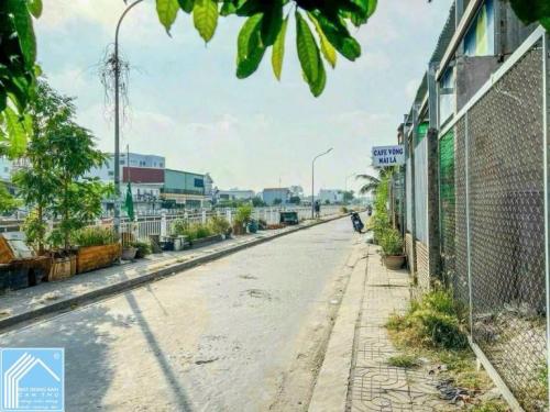 Giảm 1 Tỷ - Bán Nền Mặt tiền Bờ kè Rạch Ngỗng - Cách Nguyễn Văn Cừ 60m, P.Tân An, TP.Cần Thơ