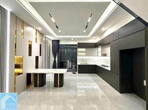 Giảm giá bán nhanh nhà 2 lầu đường  D6 KDC Hồng Loan