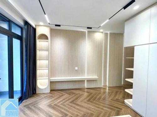 Giảm giá bán nhanh nhà 2 lầu đường  D6 KDC Hồng Loan