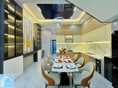 GIẢM GIÁ NHÀ SỐ 7 D6 KHU DÂN CƯ HỒNG LOAN – CĂN ĐẸP, ĐƯỜNG 20M GIÁ TỐT CHỈ 5,4 TỶ