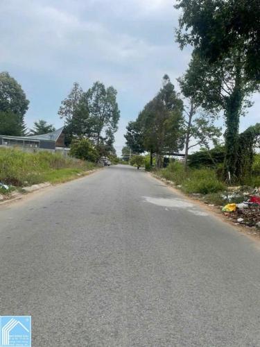 HÀNG HIẾM!! BÁN NỀN ĐƯỜNG  CAO MINH LỘC KHU DÂN CƯ 586.