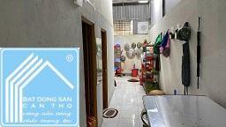 Mặt bằng rộng rãi, ngang 4mx22m, 2 phòng ngủ, 2 nhà vệ sinh. MB mặt tiền đường Nguyễn Việt Dũng.