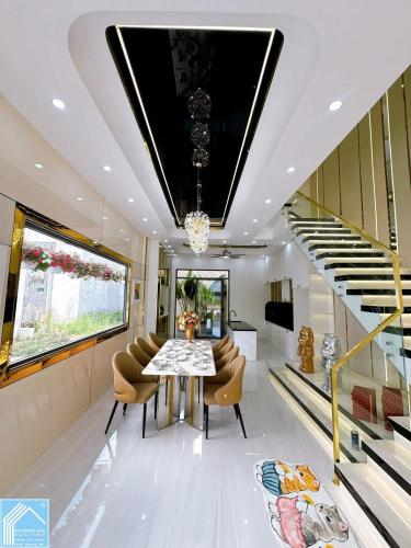 Nắm chủ BÁN NHÀ 1 TRỆT 2 LẦU ĐƯỜNG D1 KHU HỒNG LOAN 6A.  LH 0942495498 PHƯƠNG