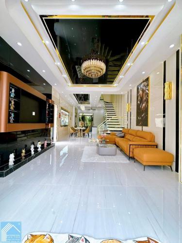 Nắm chủ BÁN NHÀ 1 TRỆT 2 LẦU ĐƯỜNG D1 KHU HỒNG LOAN 6A.  LH 0942495498 PHƯƠNG