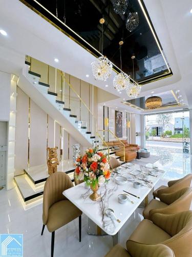 Nắm chủ BÁN NHÀ 1 TRỆT 2 LẦU ĐƯỜNG D1 KHU HỒNG LOAN 6A, P. CÁI RĂNG, CẦN THƠ.