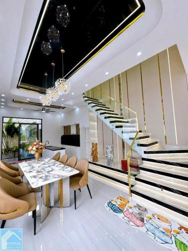 Nắm chủ BÁN NHÀ 1 TRỆT 2 LẦU ĐƯỜNG D1 KHU HỒNG LOAN 6A, P. CÁI RĂNG, CẦN THƠ.