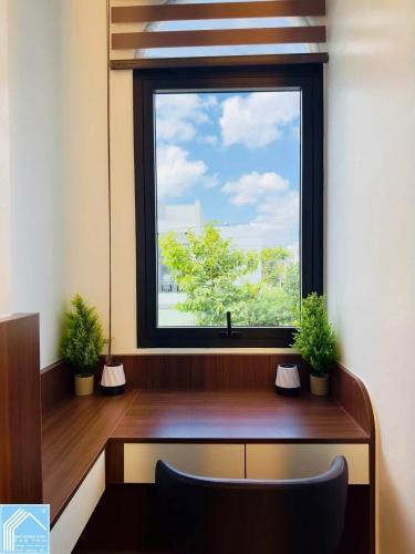 Nhà 3 tầng (5.9 tỷ giảm còn 5,6 tỷ), số 171 đường D14 KDC Hồng Loan