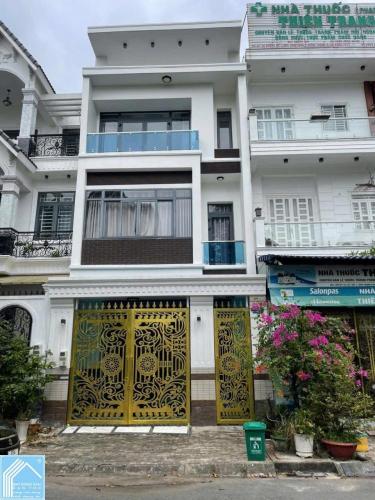 NC: NHÀ 1 TRỆT 2 LẦU MỚI ĐẸP, ĐƯỜNG SỐ 1 - KDC NAM LONG 1, TP. CẦN THƠ