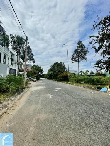 ✅✅Nền 125m2 đẹp không vướn, đường số 28 cách chợ 586 chỉ 1-2 phút đi bộ