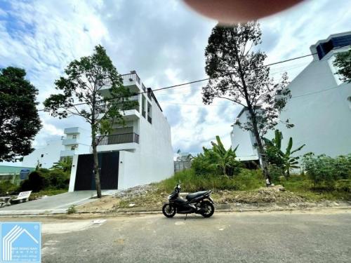 ✅✅Nền 125m2 đẹp không vướn, đường số 28 cách chợ 586 chỉ 1-2 phút đi bộ