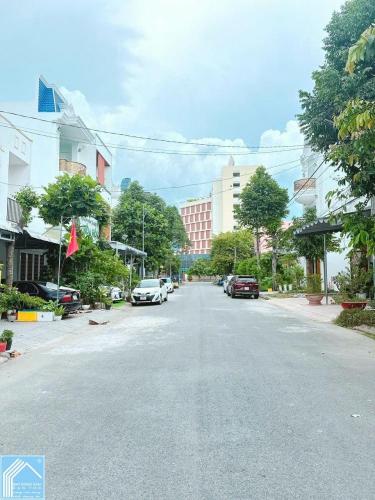 Nền 3x đường D33 KDC Hồng Loan - Gần Cổng Bệnh Viện ĐH Nam Cần Thơ