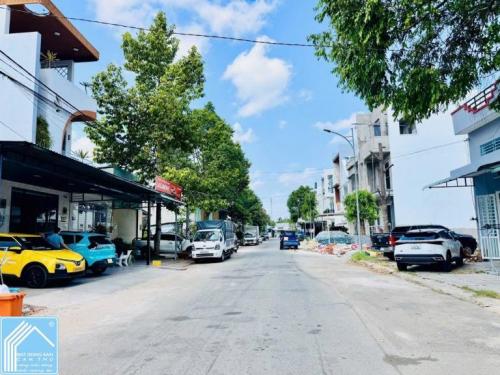 NỀN 4x ĐƯỜNG D3 KDC HỒNG LOAN 6A - LỘ GIỚI 20M - KHU HỒNG LOAN 6A - TP. CẦN THƠ.