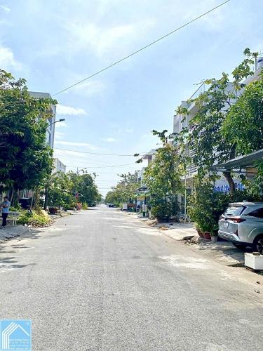 Nền 67 đường D15 KDC Hồng Loan - Đoạn gần D10, Q.Cái Răng