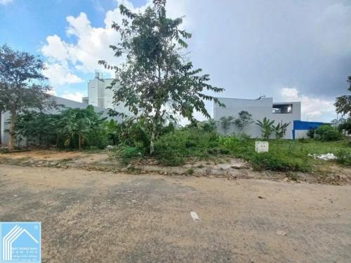 Nền 90m2 đường B13 KDC Tân Phú, Phường Hưng Phú, Cần Thơ_ hẻm hong 2m & sau 2m