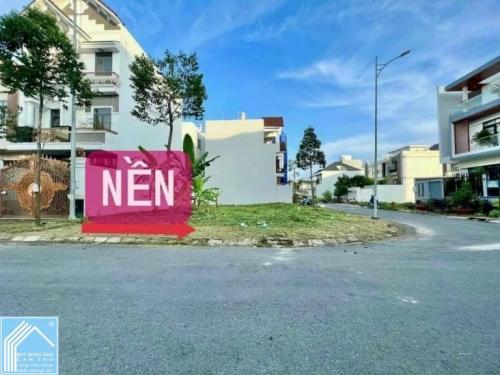  Nền A5-3 đường số 4 kdc Nam Long.  Vị trí: Kế góc đối diện Chung cư. Trục thông ra 1B.