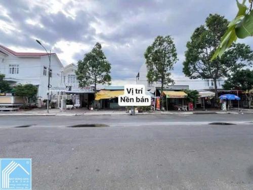 Nền đường số 3 Khu Văn hoá Tây Đô.