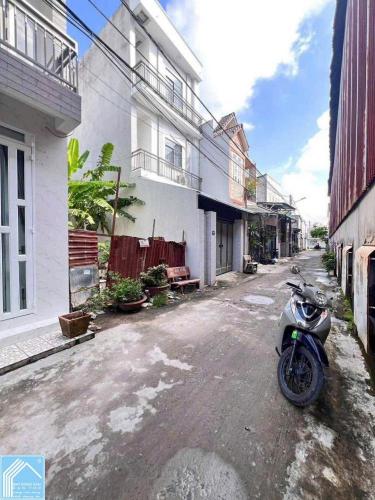 Nền hẻm Tổ 3 Hồ Bún Xáng, P.Tân An 