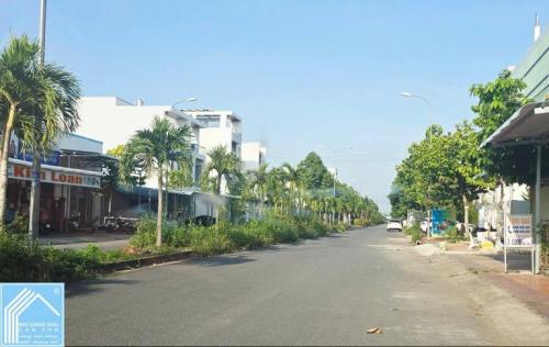 NỀN MẶT TIỀN Đ. BÙI QUANG TRINH TRỤC CHÍNH KHU DÂN CƯ PHÚ AN - PHƯỜNG HƯNG PHÚ -TPCT