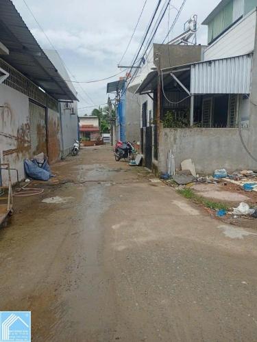 NỀN THỔ CƯ - CPXD CHÍNH - HẺM 12 - KẾ BÊN CHỢ DA LIỄU - P.TÂN AN - CẦN THƠ