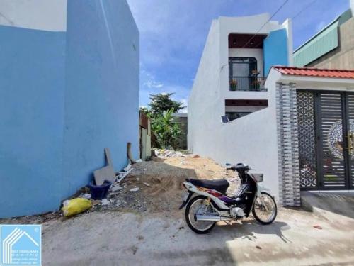 NỀN THỔ CƯ RỘNG 95m2 THỔ CƯ , KHU 7_13 ĐƯỜNG NGUYỄN VĂN LINH, CÁCH LỘ 40 TẦM 700M 