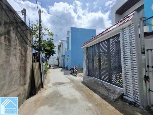 NỀN THỔ CƯ RỘNG 95m2 THỔ CƯ , KHU 7_13 ĐƯỜNG NGUYỄN VĂN LINH, CÁCH LỘ 40 TẦM 700M 