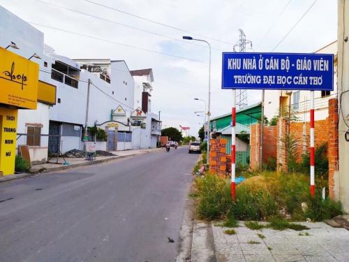 NỀN TRỤC CHÍNH KHU CÁN BỘ GIÁO VIÊN ĐẠI HỌC CẦN THƠ NỀN TRỤC CHÍNH KHU CÁN BỘ GIÁO VIÊN ĐẠI HỌC CẦN THƠ