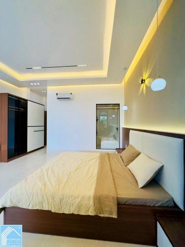 Nhà 03 tầng mới 100% full nội thất kdc hồng loan