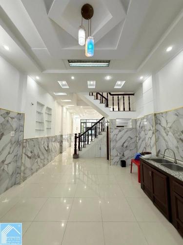   NHÀ 1 TRỆT 1 LẦU ĐƯỜNG B5 KDC HƯNG PHÚ 1 - GẦN SIÊU THỊ GO CẦN THƠ .